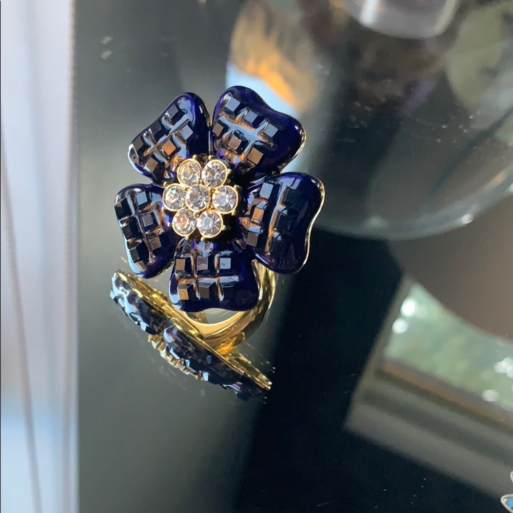 Flower Ring Collection - image 3